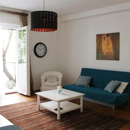 Cosy Flat Next To The Danube Promenade Budapest